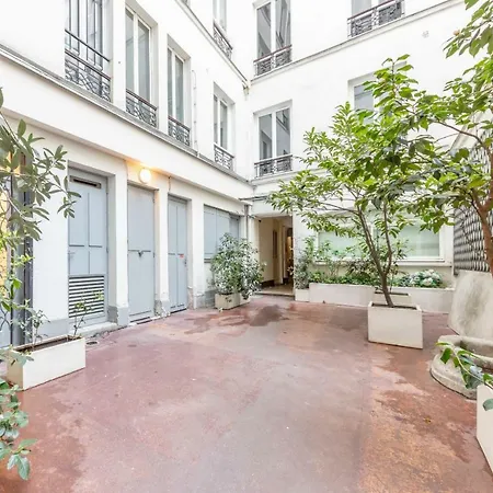 Glorious Family - 100 Sqm- Central Appartement *